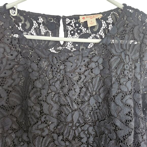 Brooks Brothers Red Fleece Womens Floral Lace Blouse Size 6 Preppy Bell Sleeve - Picture 2 of 9